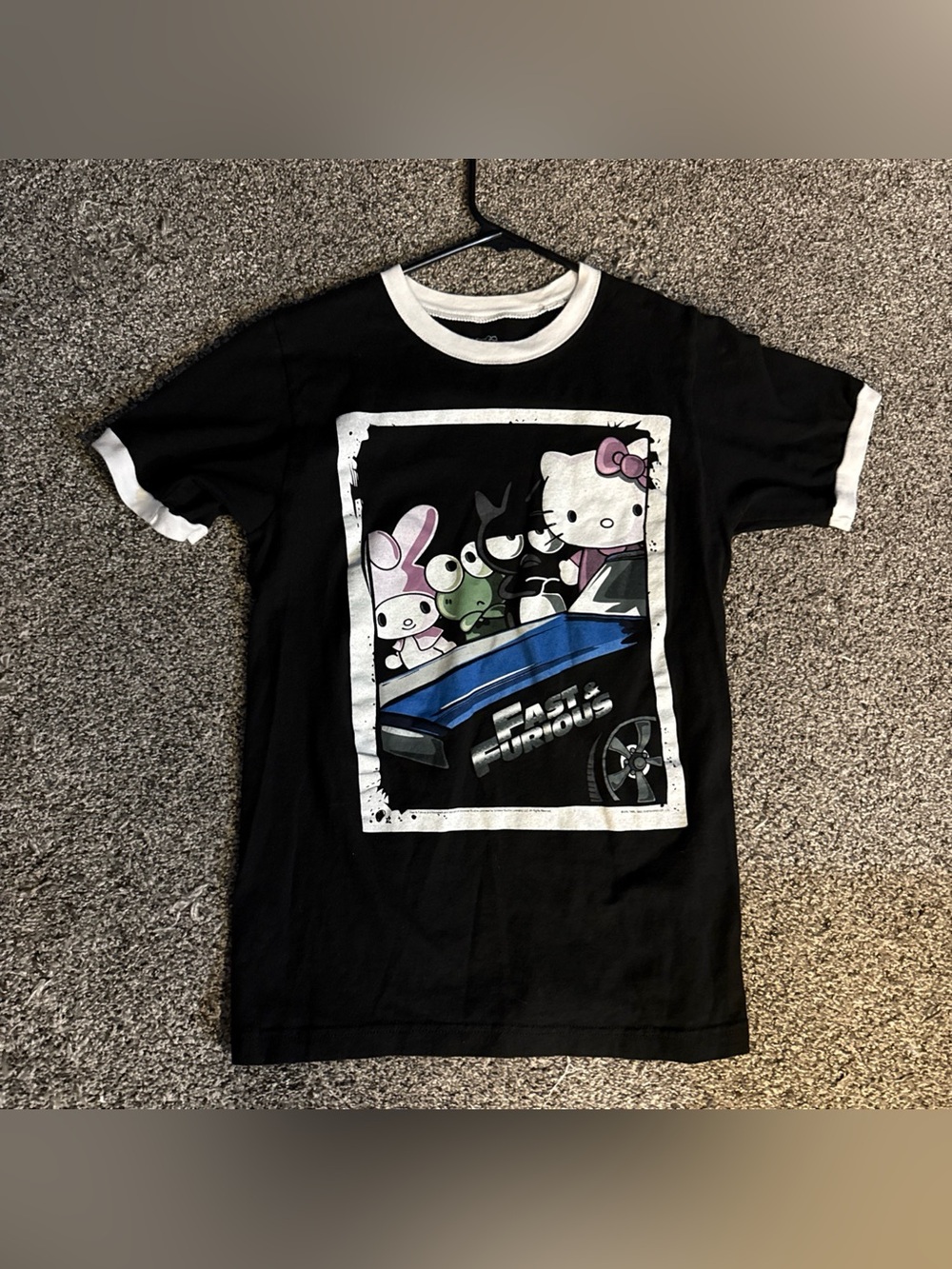 Universal Studios Hello Kitty Fast & Furious (XS) X-Small Tee T-Shirt San Rio